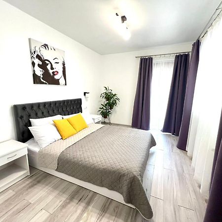 Osapart Comfortable Apartment In A Complex Great Britain Lwów Zewnętrze zdjęcie